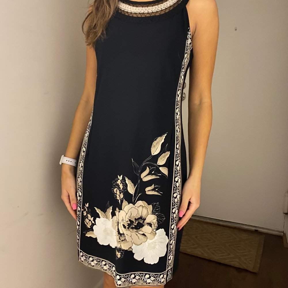 Classy floral sleeveless midi dress